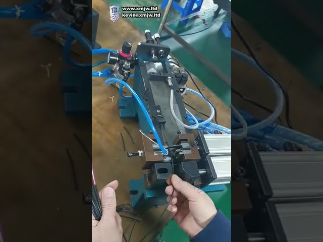 Pneumatický stroj na odizolování velkých čtvercových kabelů – výkonný plyn-elektrický odizolovač
