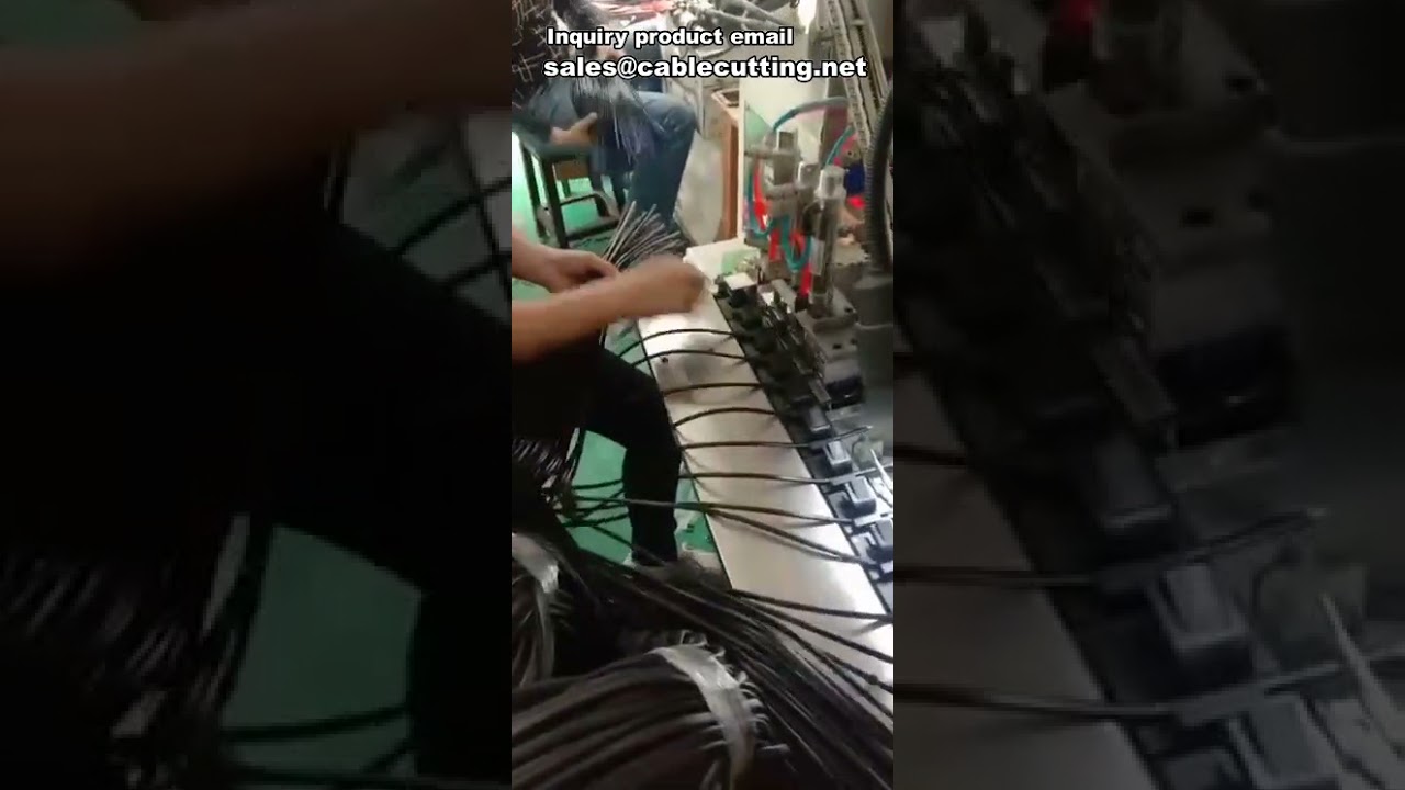 Automatický krimpovací stroj na koncovky zásuvkových kolíků a plastových zástrček – precizní krimpování