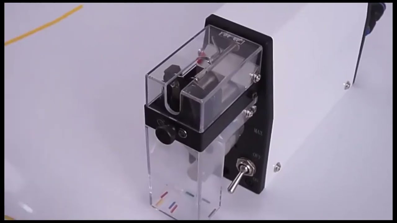Pneumatický automatický elektrický stroj na odizolování a řezání kabelů s vázáním