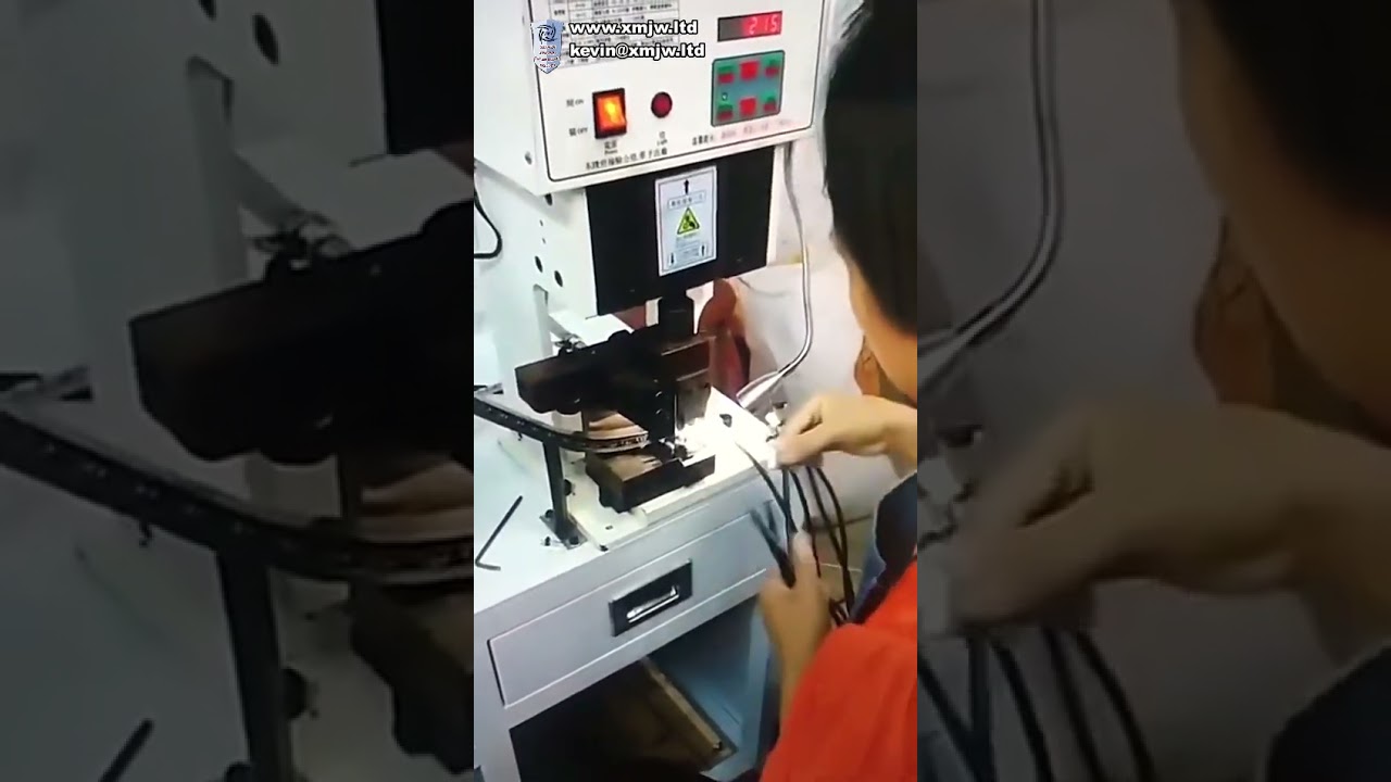 Automatický krimpovací stroj na kroužkové svorky 6 tun – boční podavač, kompaktní, super tichý