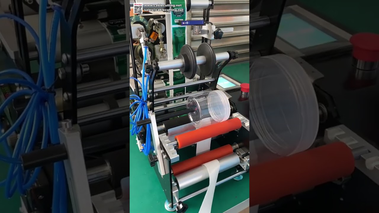 Stolní poloautomatická etiketovací a datovací linka na kulaté lahve
