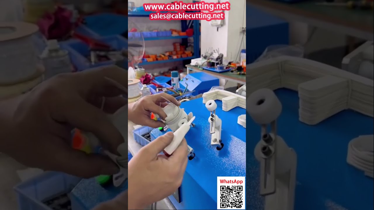 Automatický navíjecí stroj na datové kabely pro balení na papírovou kartu
