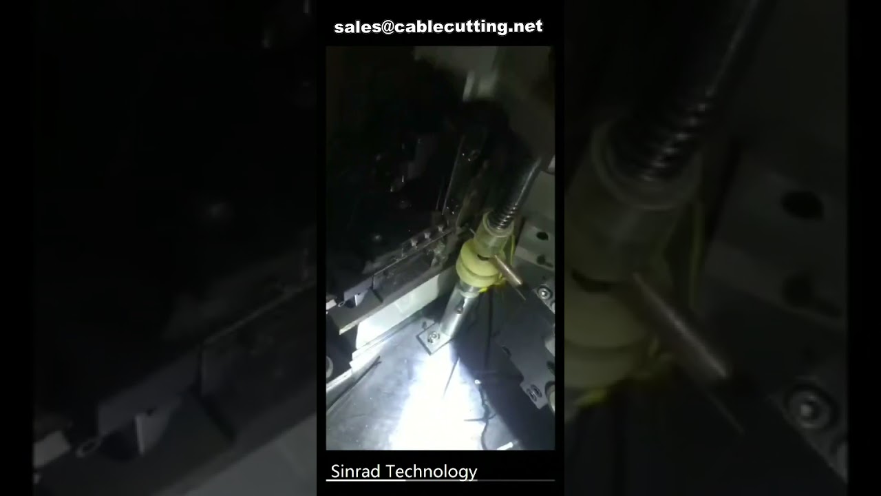 Automatický podavač kabelů a drátů – stroj pro efektivní výrobu