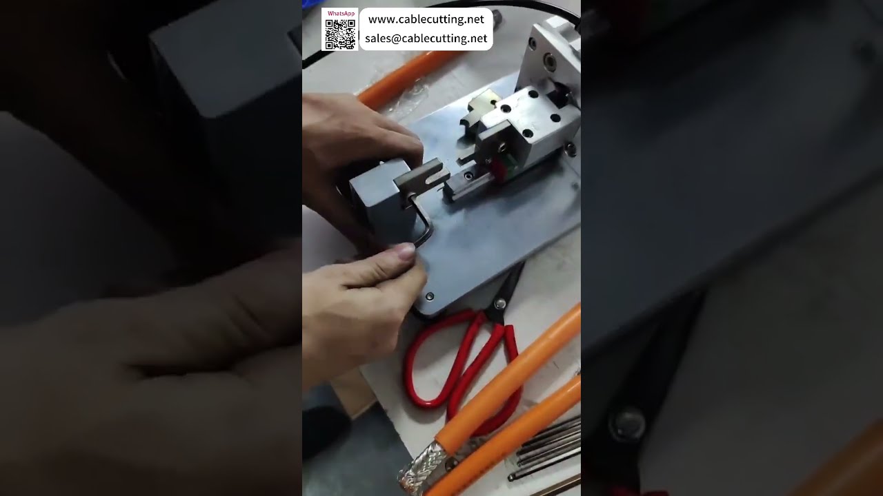 Vynikající stroj na navlékání koncových vodičů pro bezpečnou a snadnou práci