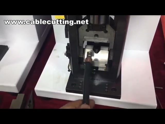 Hydraulický krimpovací stroj na koncovky | Automatické zpracování vodičů