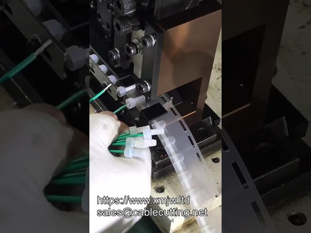 Automobile Mute Terminal Crimping Machine With Custom Applicator Mold For Automobile Car And Nev New