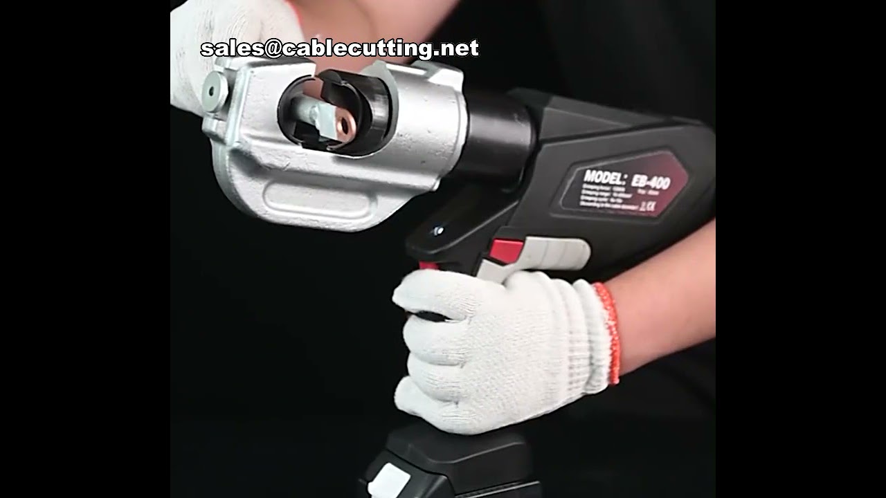 Elektrické hydraulické kleště pro krimpování měděných konektorů a výkonových kabelů