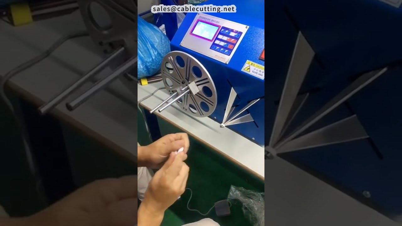 Polautomatický stroj na roztahování silikonových kroužků