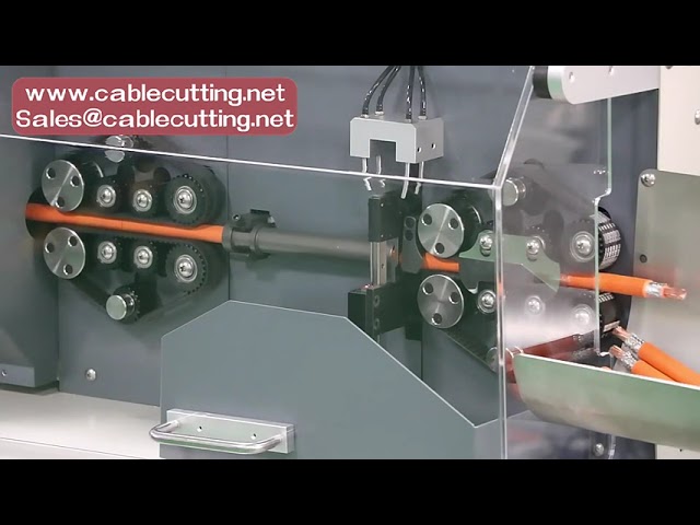 Plně automatický stroj na řezání a odizolování koaxiálních kabelů