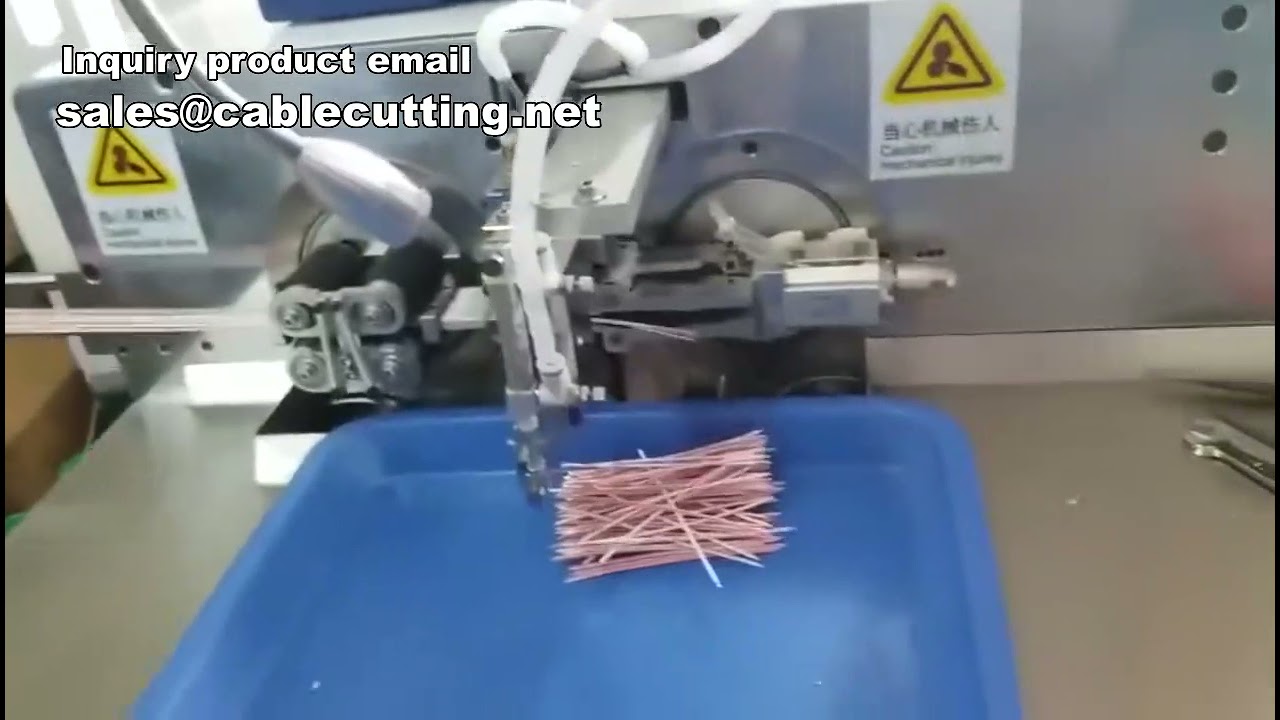 Automatické krimpovací, pájecí a odizolovací stroje pro efektivní výrobu